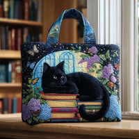 Bolso ilustrado | Gato negro sobre libros bajo las estrellas