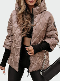 Chaqueta acolchada estampada con capucha y manga larga