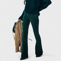 Cloe | Pantalón estrecho de terciopelo