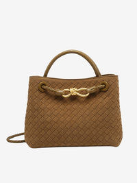 Malia | Bolso trenzado compacto con correa ajustable