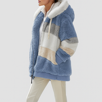 Isabel | Abrigo de invierno de mujer con capucha y cremallera