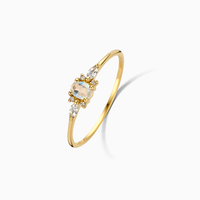 Liora | Anillo con diamante violeta de oro de 18 quilates