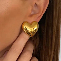 Ariana | Pendientes en forma de corazón