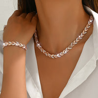 Olivia | Conjunto elegante de cristal en forma de pez con circonitas