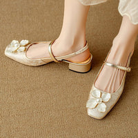 Mathilde – Zapatos elegantes de mujer con detalle floral