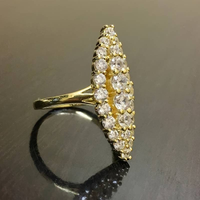 Anillo vintage ovalado de cristal