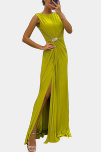Emilia | Vestido largo plisado con abertura lateral